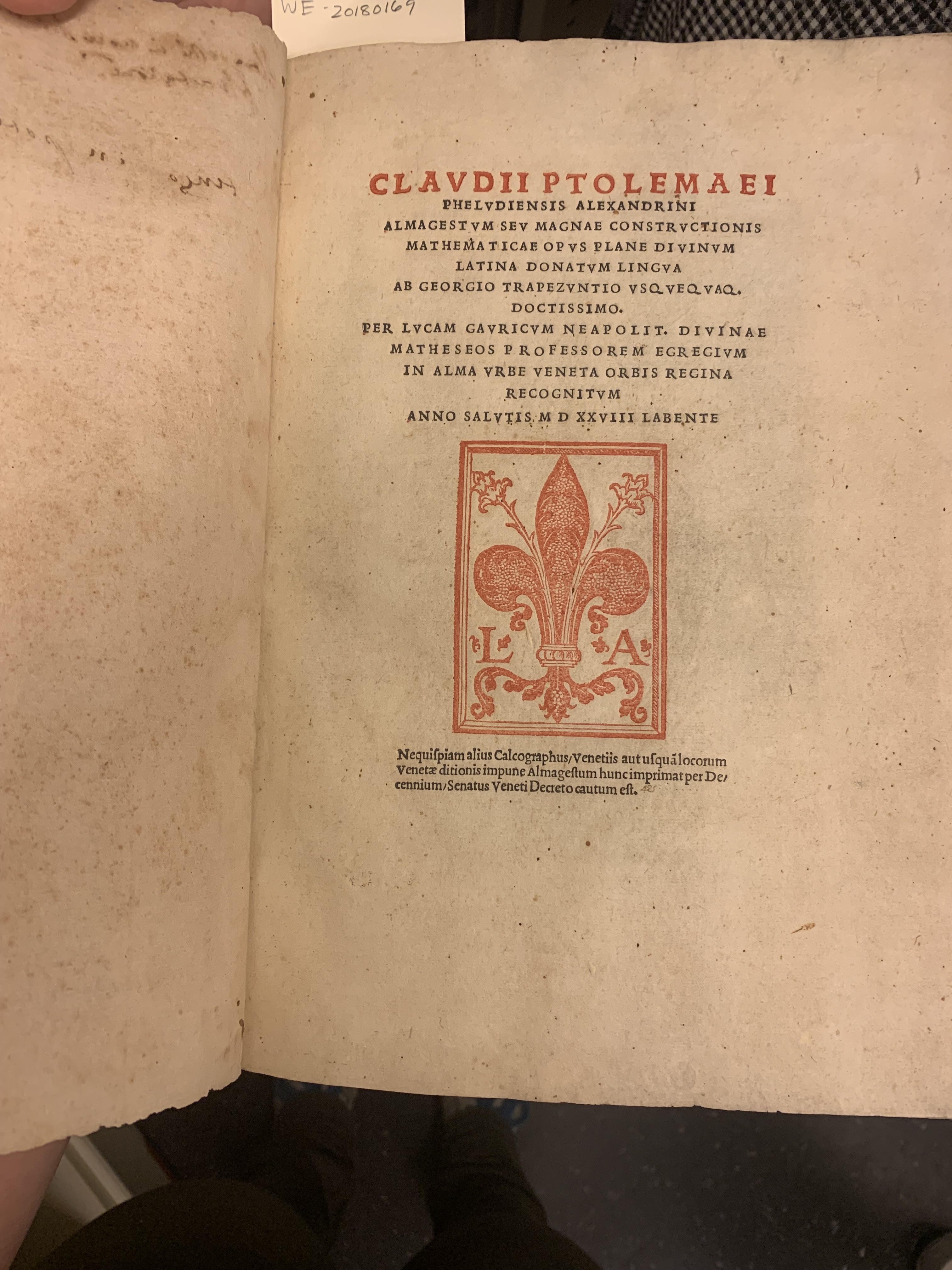 The inside cover of the Niels Bohr Library & Archives’ copy of the Almagest