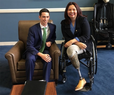 Felipe Gomez del Campo, founder and CEO of FGC Plasma Solutions, Chain Reaction Innovations Entrepreneurship fellow at Argonne National Lab, and student at Case Western Reserve University, meeting with Senator Tammy Duckworth of Illinois.