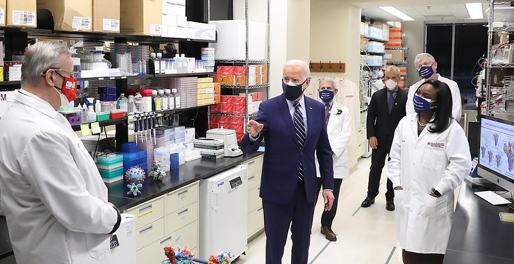 Biden visits NIH