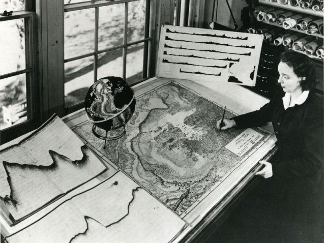 Marie Tharp drafting the seafloor maps.