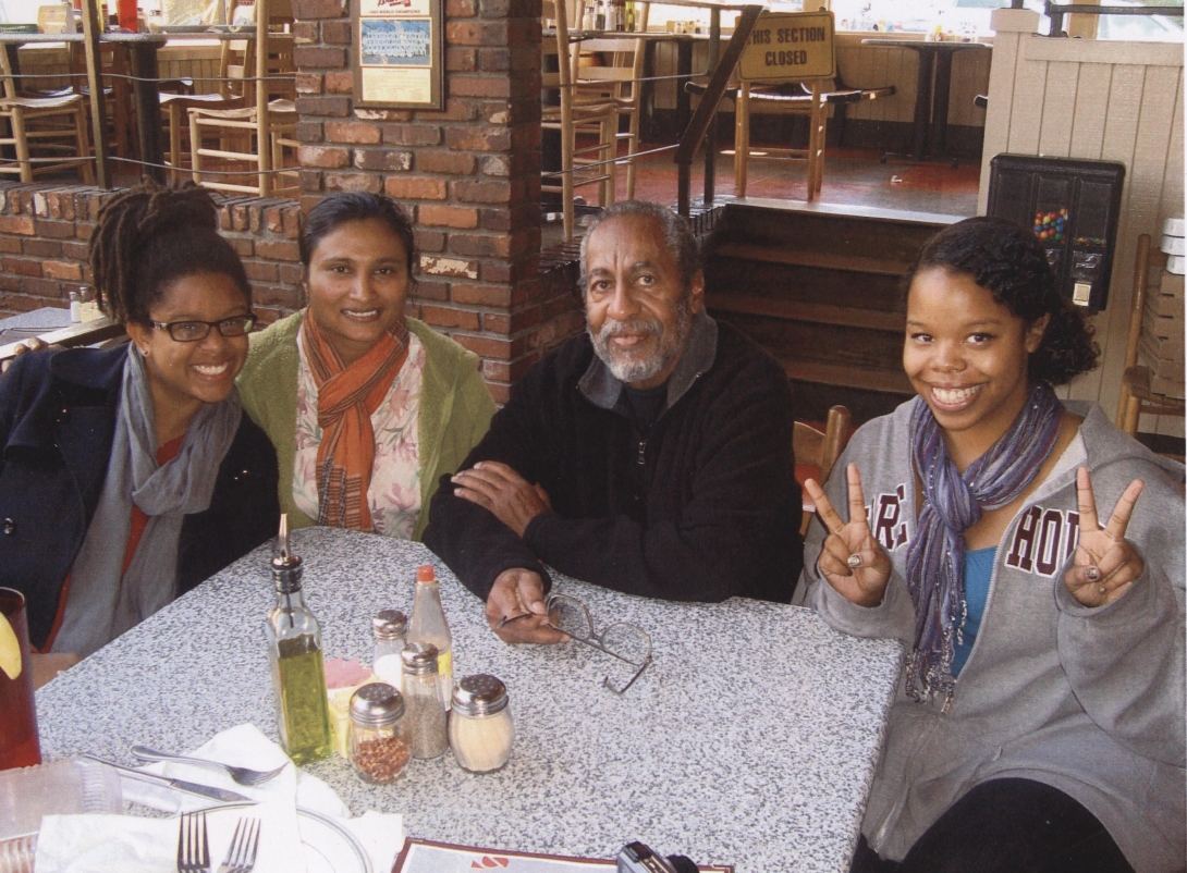 Ronald Mickens at Everybody's Pizza near Emory University with three of the graduate students taking his Math Methods course.