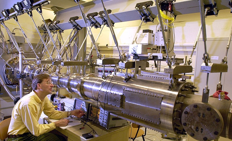 Purdue University aerospace engineering professor Steven Schneider works with the university’s Mach 6 wind tunnel. 