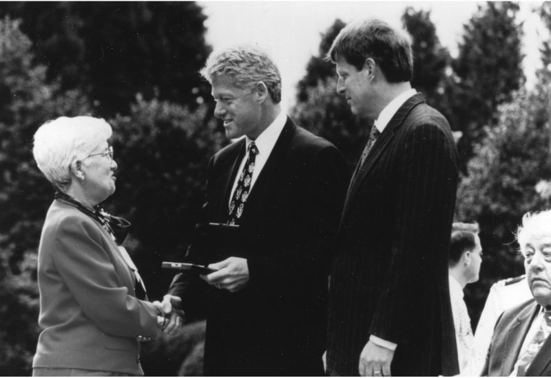 Vera Rubin meets President Clinton and Al Gore. 